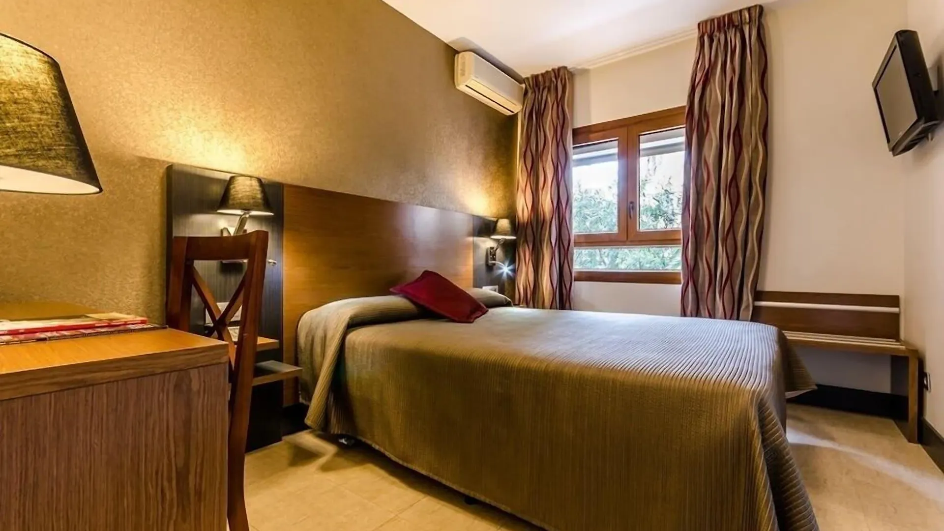 Hotel Regio Cadix